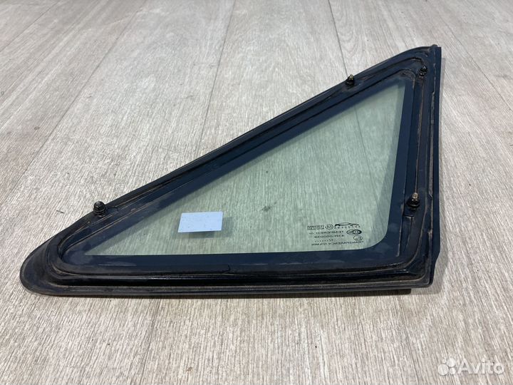 Форточка задняя левая Daewoo Nexia