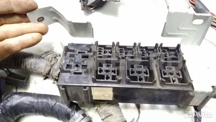 Проводка под торпедо Киа Маджентис 1