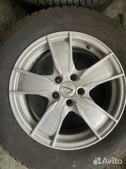 R16 Tigar Ice 205/65, PCD 5x105 DIA 56.6