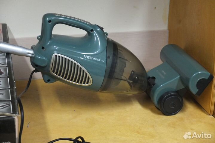 Пылесос 1300w