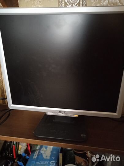Монитор Acer б/у, рабочее состояние