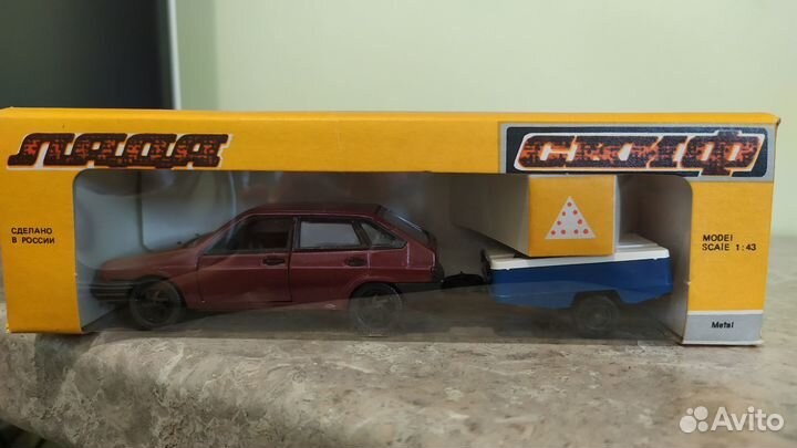 На доставке.Автомобиль ваз с прицепом скиф 1: 43