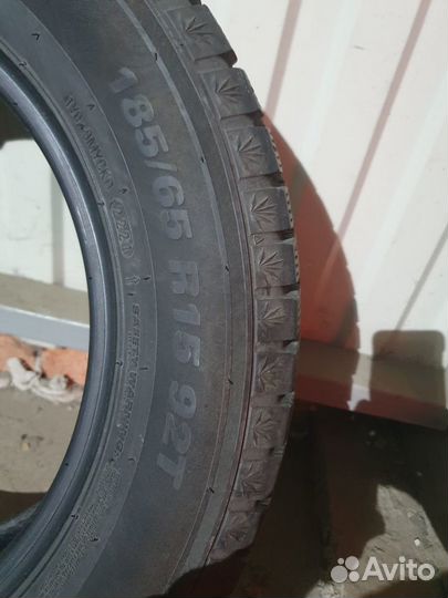 Winter Tact WT 70 185/65 R15 92W