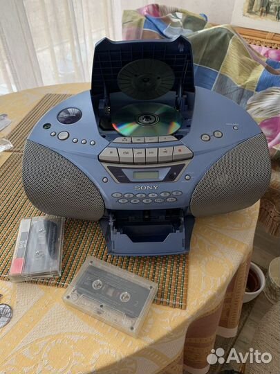 Магнитола sony CFD S-250L