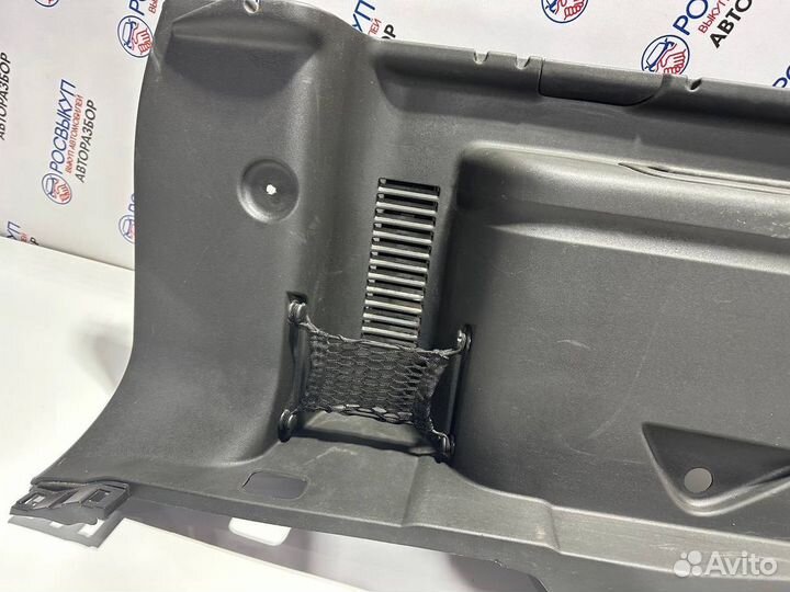 Обшивка багажника Nissan Pathfinder 3