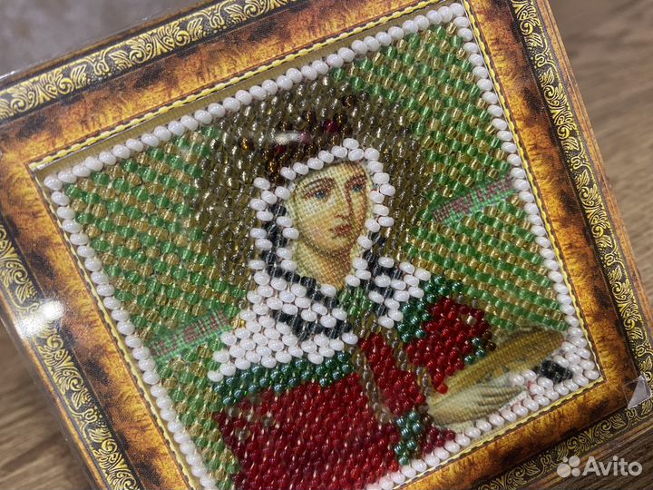 Иконы, вышитые бисером