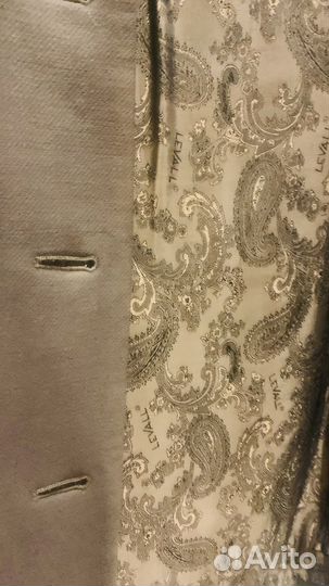 Пальто женское легкое 42