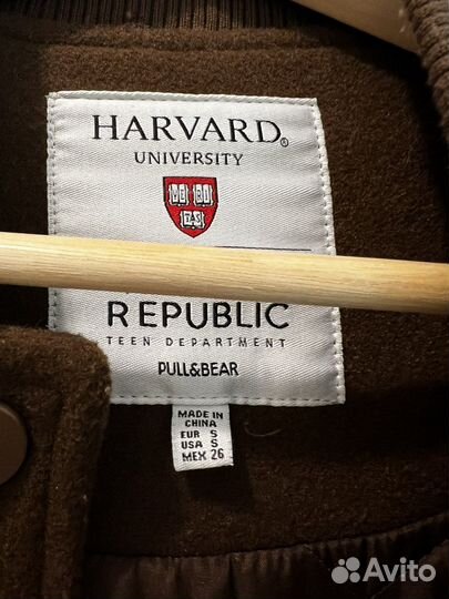 Pull and bear бомбер