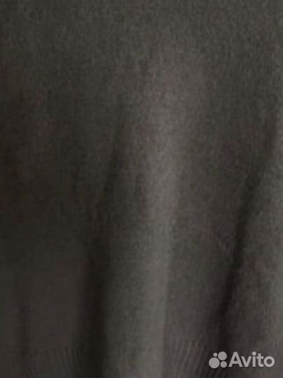 Свитер женский