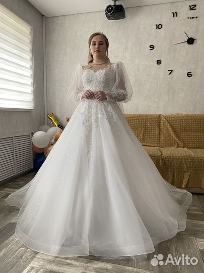 Продам свадебное платье