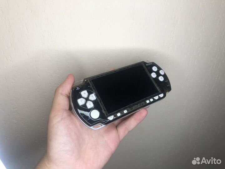 Sony PSP slim 2000 полшитая прозрачная