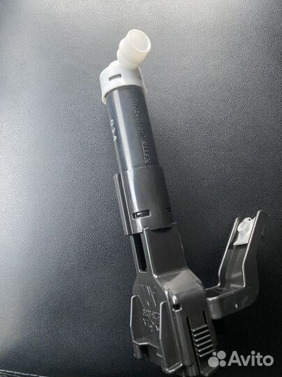 Форсунка омывателя фары land cruiser 200