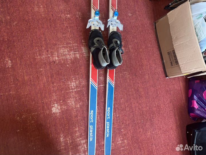 Беговые лыжи