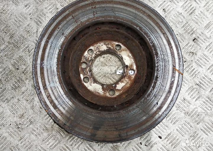 Диск тормозной передний Volkswagen Touareg