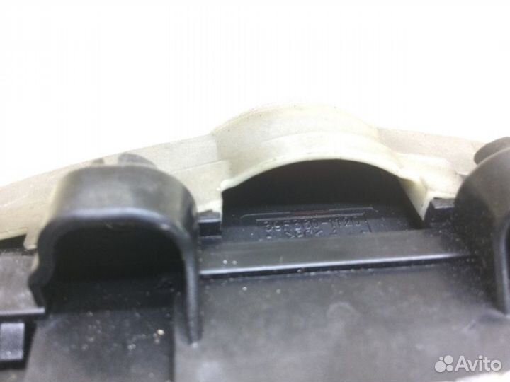 Кнопка аварийной сигнализации Hyundai Solaris