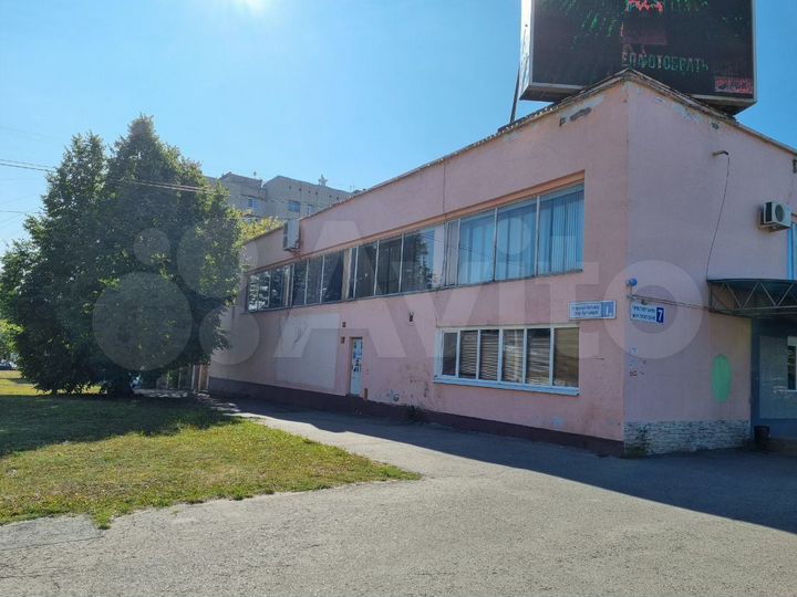 Сдам помещение свободного назначения, 600 м²