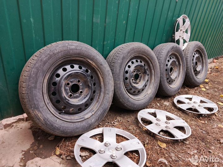 Продам колеса в сборе шины р14 4-100