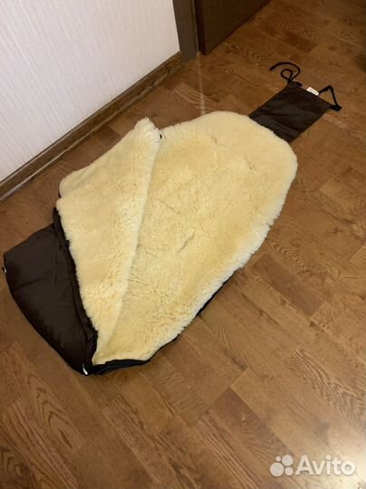 Зимний конверт в коляску на овчине