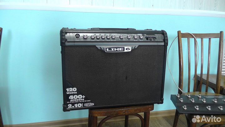 Гитарный комбоусилитель