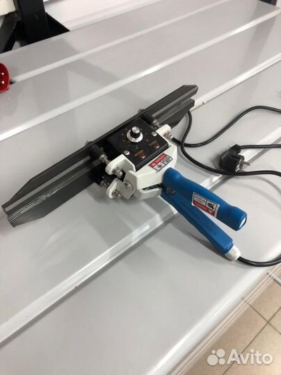 Ручной запайщик постоянного нагрева FKR-400