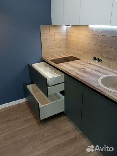Кухонный гарнитур новый