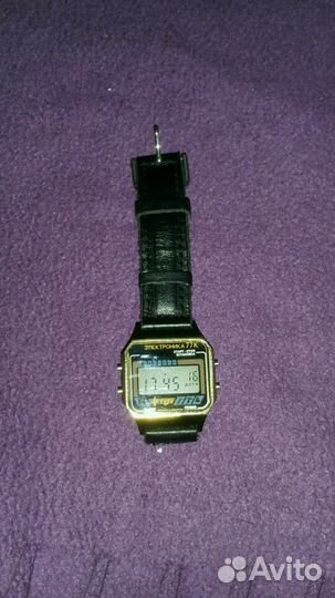 Часы Электроника 77К