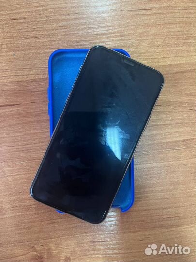 iPhone 11 Pro, 64 ГБ