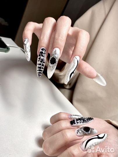 Маникюр, наращивание, коррекция