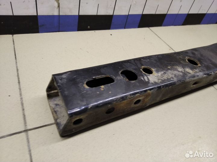 Балка передняя поперечная Hi Lux 2015