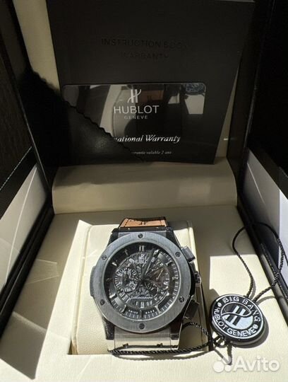 Наручные часы Hublot
