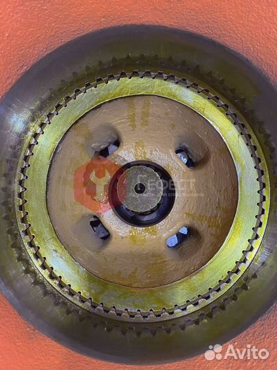 Бортовой редуктор Hitachi ZX670LCH-3 9254462