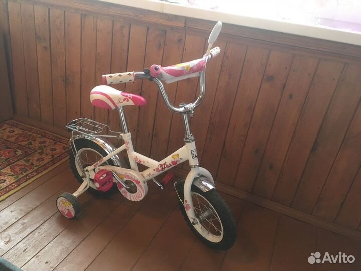 Велосипед детский 4 колесный для девочки