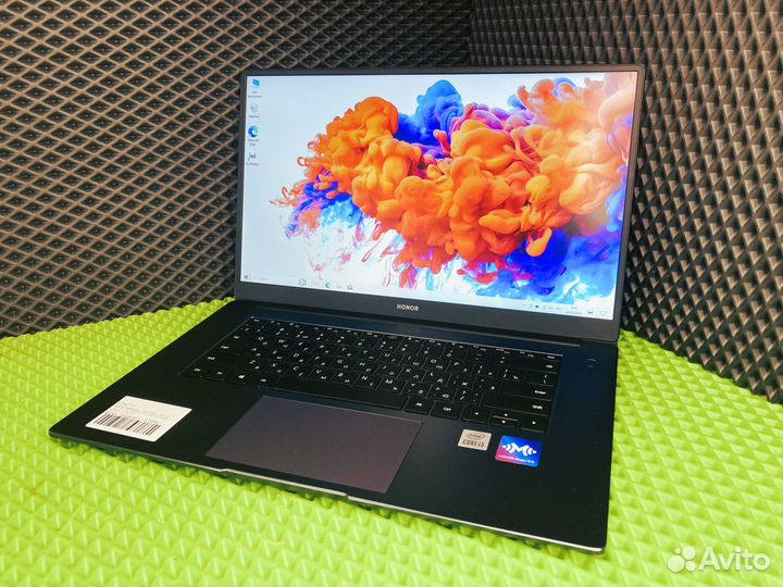 Ноутбук Honor i5 512gb
