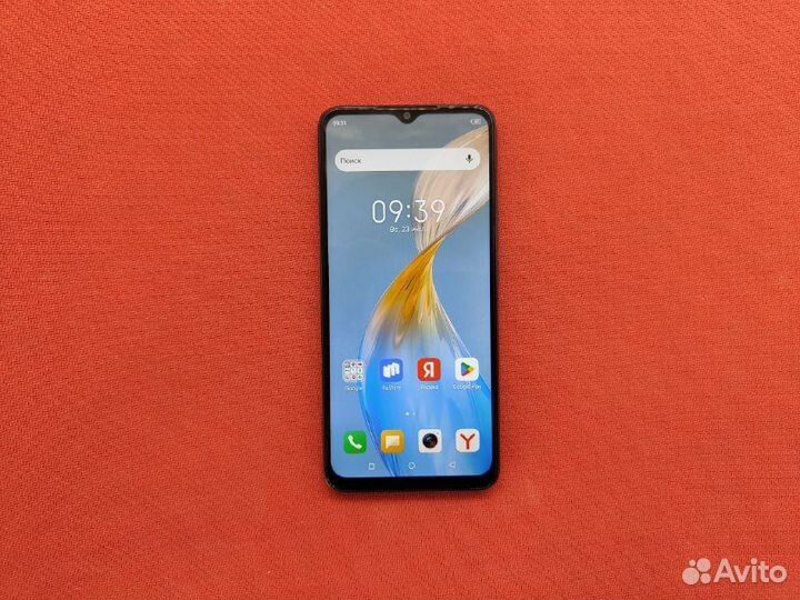 Itel P40 4G 4/128Gb Black