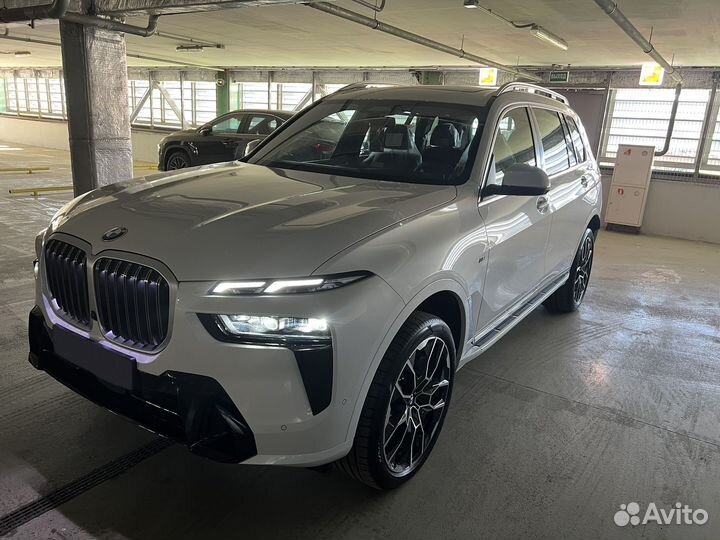 BMW X7 3.0 AT, 2023, 30 км