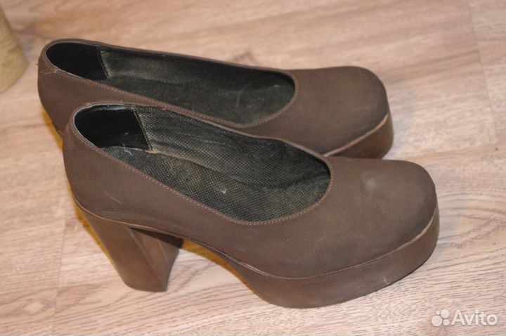 Продам туфли женские