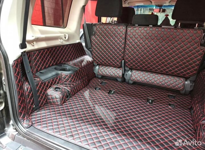 3Д коврики в багажник mitsubishi pajero 7 2015