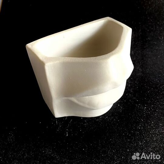 Органайзер кашпо Губы /гипс/ подставка для кистей