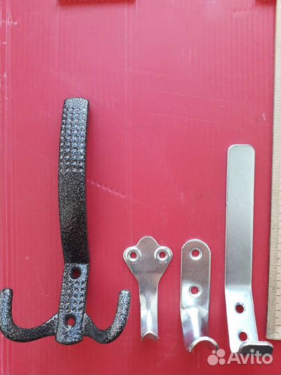 Крючки мебельные.Новые. Ассортимент