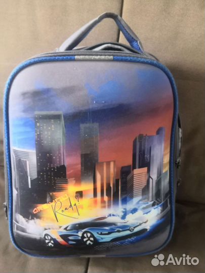 Школьный рюкзак