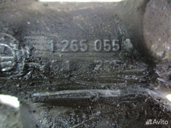 Термостат BMW 5 E34 (M20B25)