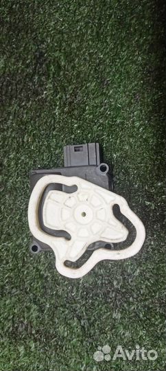 Моторчик заслонки печки Audi Audi A8 4E 2002-20