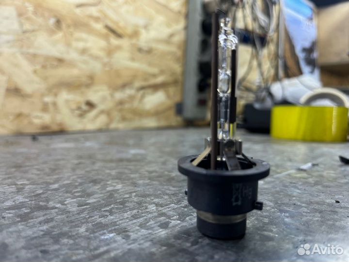 Лампа ксеноновая Mitsubishi Outlander CW1W 13HK