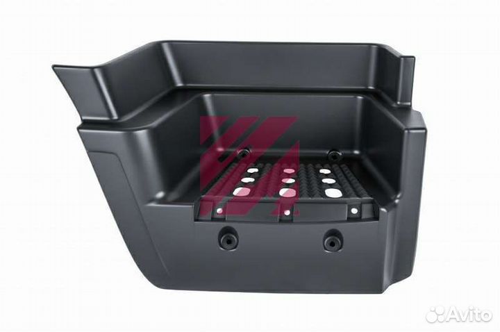 Корпус подножки правый Iveco Trakker