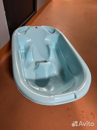 Ванночка для купания новорожденного