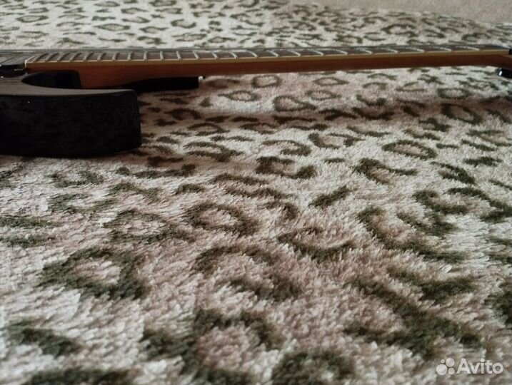 Электрогитара Ibanez RG180 Red Sunburst