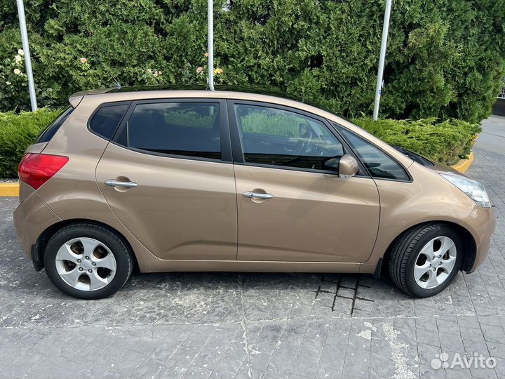 Kia Venga 1.6 AT, 2012, 180 000 км