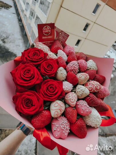 Букеты из клубники