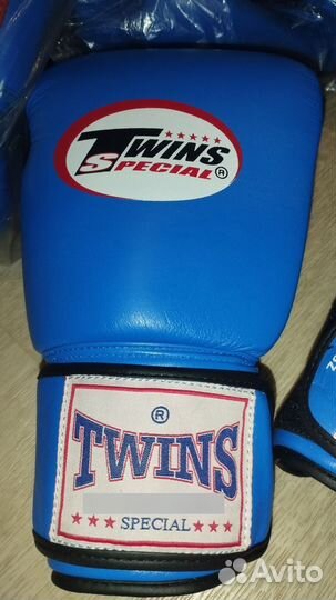 Боксерские перчатки twins 12.10oz.Кикбоксинг, мма