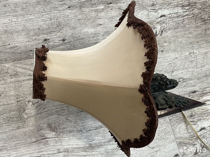 Настенный светильник бра с абажуром.Бронза